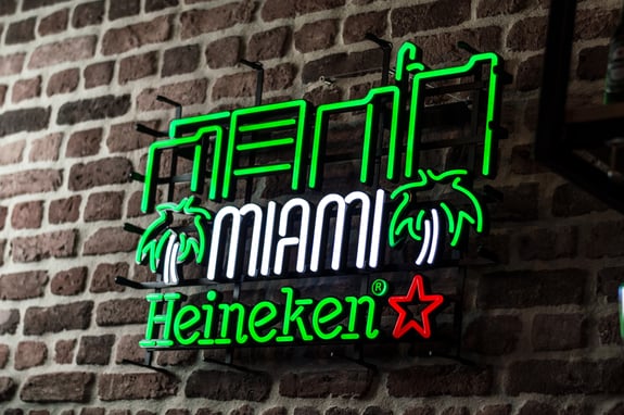 Heineken_Personalized sign_CITIES_MIAMI_02
